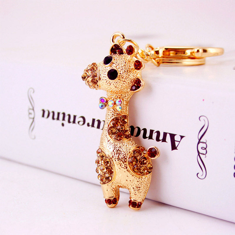 Fashionable and creative diamond studded crystal cute cartoon giraffe keychain zoo small gift metal pendant 845