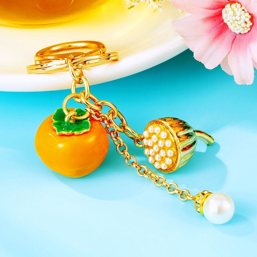 Cute Pineapple Keychain - Sparkling Rhinestones Car & Bag Charm, Durable Metal Key Ring Accessory