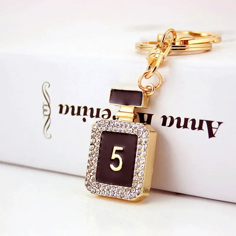 Rhinestone jewelry 5 letters perfume bottle car key chain women's bag accessories key chain metal pendant for girlfriend 917