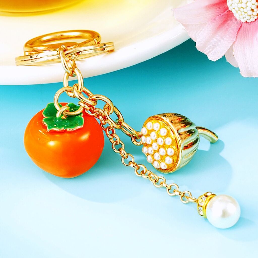 Cute Pineapple Keychain - Sparkling Rhinestones Car & Bag Charm, Durable Metal Key Ring Accessory