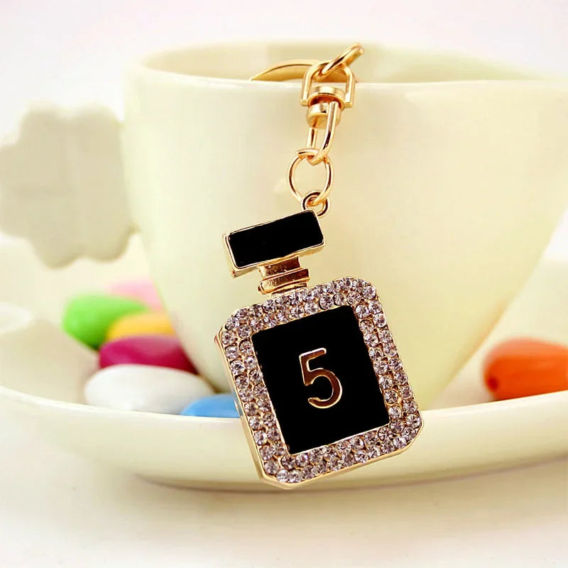 Rhinestone jewelry 5 letters perfume bottle car key chain women's bag accessories key chain metal pendant for girlfriend 917