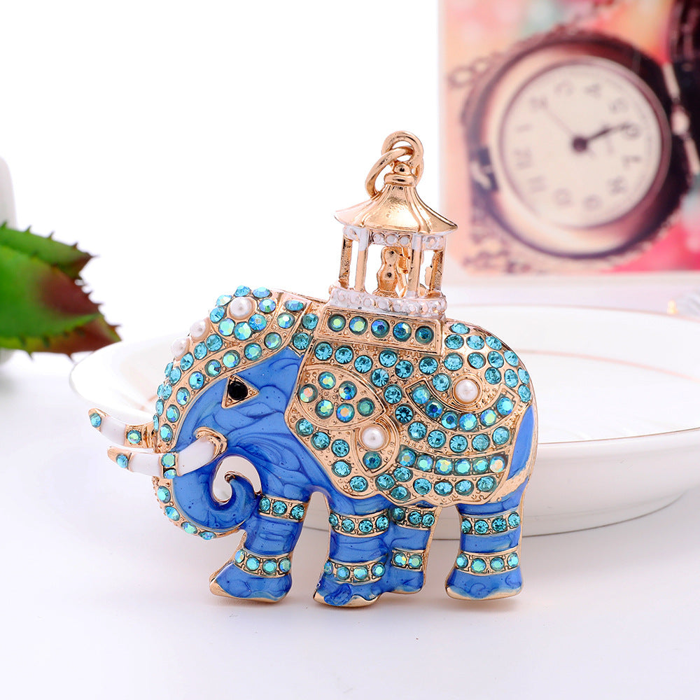 Cross border car keychain cute elephant pendant alloy keychain pendant cartoon small gift creative